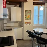 Appartement Casa Capitelli 4 Zona Pedonale Centro Storico Triëst