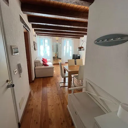 Casa Capitelli 4 Zona Pedonale Centro Storico